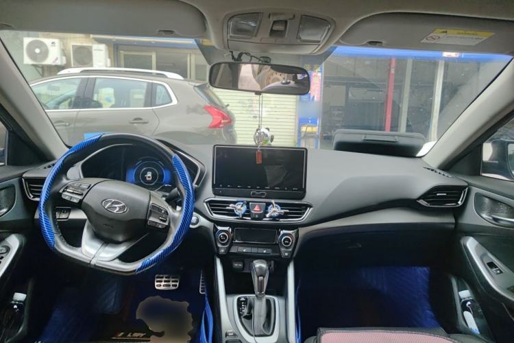 Used Hyundai Lafesta 2019 280TGDi Smart Speed Version China V Standard Center Console