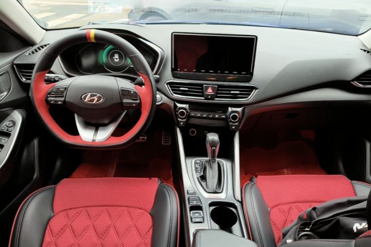 Used Hyundai Lafesta 2019 280TGDi Sport Edition China V Standard Center Console