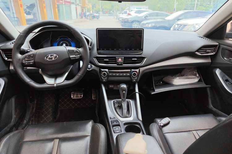 Used Hyundai Lafesta 2019 280TGDi Sport Edition China VI Center Console