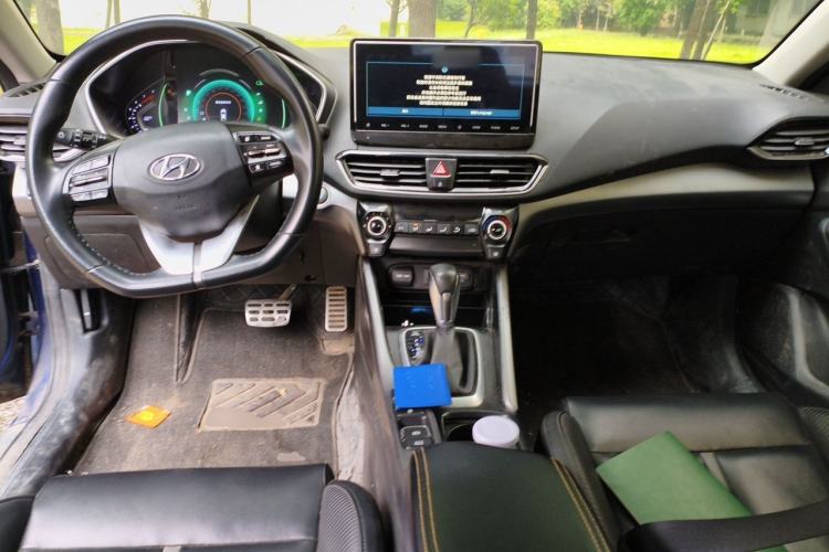 Used Hyundai Lafesta 2019 280TGDi Sport Edition China VI Center Console
