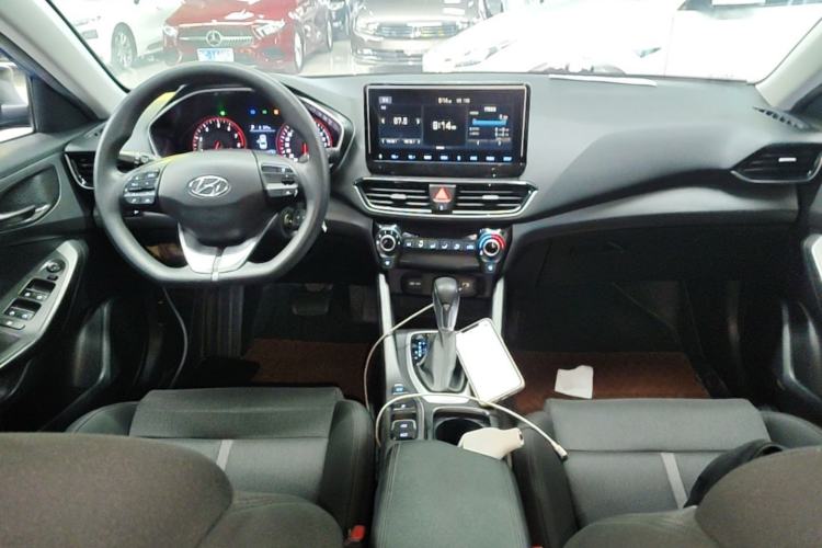 Used Hyundai Lafesta 2019 240TGDi Comfort Edition China V Standard Center Console
