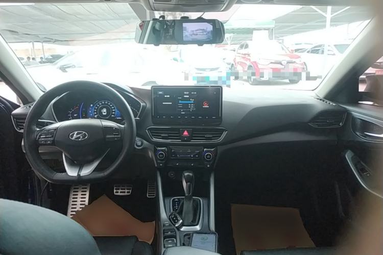Used Hyundai Lafesta 2019 280TGDi Smart Speed Version China VI Standard Center Console