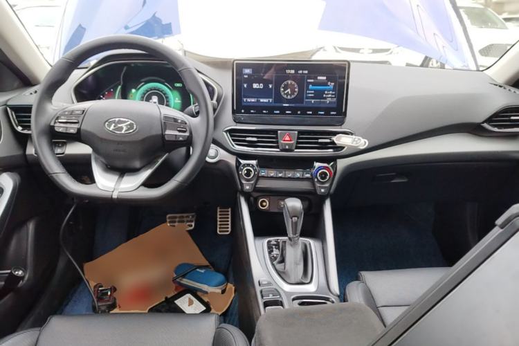 Used Hyundai Lafesta 2019 280TGDi Sport Edition China VI Center Console