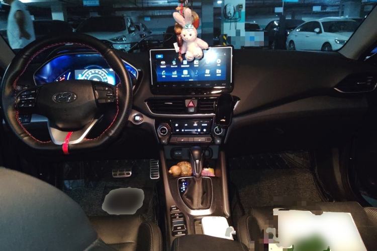 Used Hyundai Lafesta 2019 280TGDi Smart Edition China VI Standard Center Console