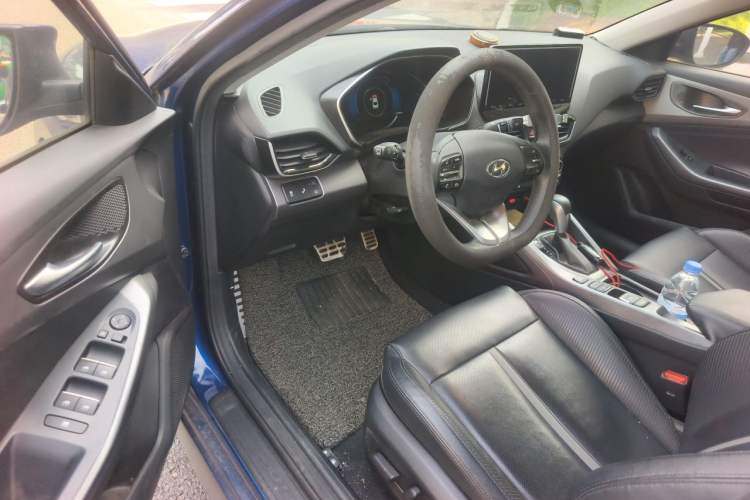 Used Hyundai Lafesta 2019 280TGDi Smart Speed Version China VI Standard Driver Seat