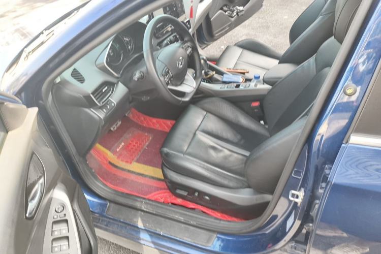 Used Hyundai Lafesta 2019 280TGDi Smart Speed Version China VI Standard Driver Seat