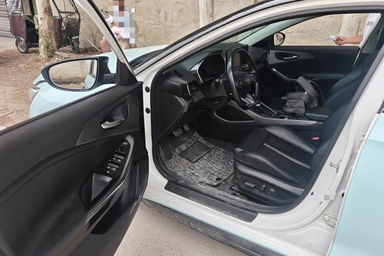 Used Hyundai Lafesta 2019 280TGDi Smart Speed Version China VI Standard Driver Seat