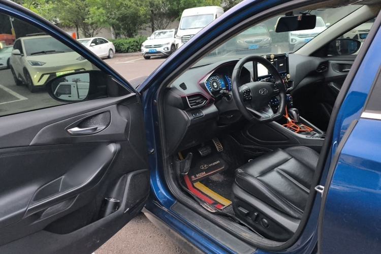 Used Hyundai Lafesta 2019 280TGDi Smart Speed Version China VI Standard Driver Seat