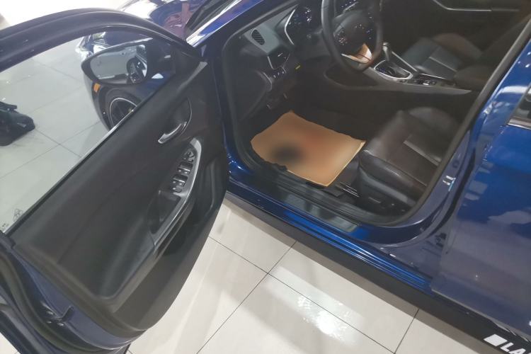 Used Hyundai Lafesta 2019 280TGDi Smart Speed Version China VI Standard Driver Seat