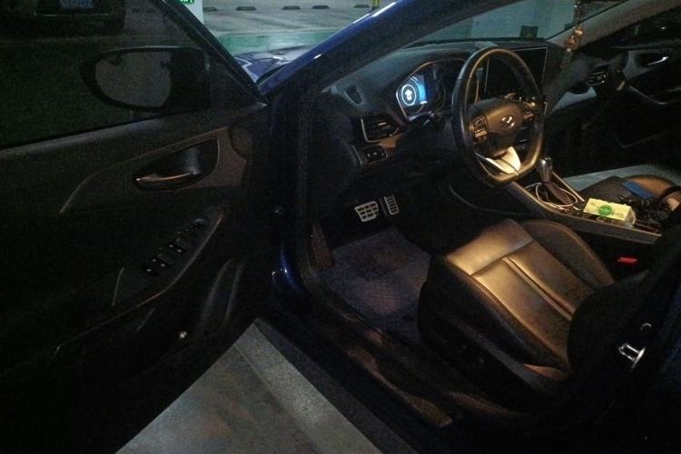 Used Hyundai Lafesta 2019 280TGDi Smart Speed Version China VI Standard Driver Seat
