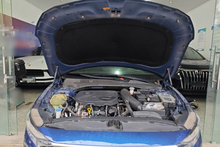 Used Hyundai Lafesta 2019 280TGDi Smart Speed Version China VI Standard Engine Bay