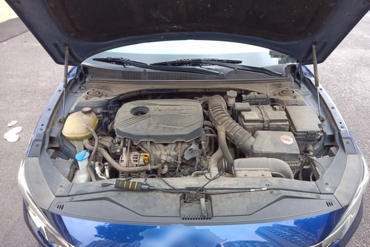 Used Hyundai Lafesta 2019 280TGDi Smart Speed Version China VI Standard Engine Bay