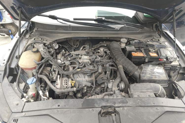 Used Hyundai Lafesta 2019 280TGDi Smart Edition China VI Standard Engine Bay