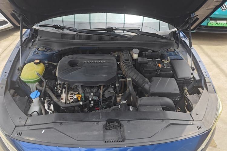 Used Hyundai Lafesta 2019 280TGDi Smart Speed Version China VI Standard Engine Bay