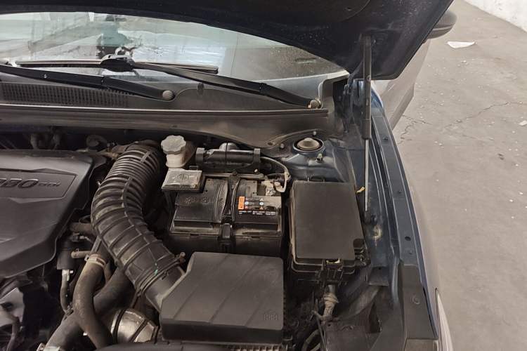 Used Hyundai Lafesta 2019 280TGDi Smart Speed Version China V Standard Engine Bay Left