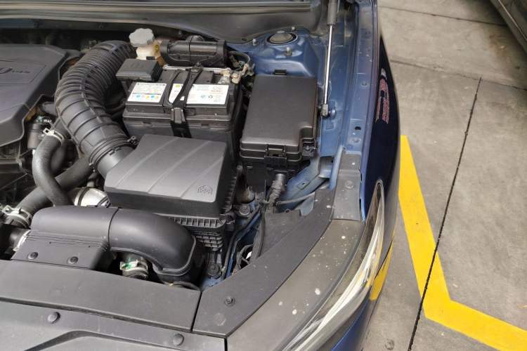 Used Hyundai Lafesta 2019 280TGDi Smart Speed Version China VI Standard Engine Bay Left