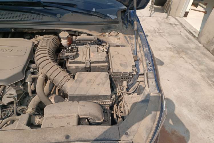 Used Hyundai Lafesta 2019 280TGDi Smart Speed Version China V Standard Engine Bay Left