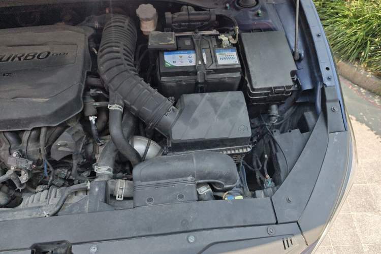 Used Hyundai Lafesta 2019 280TGDi Smart Speed Version China VI Standard Engine Bay Left