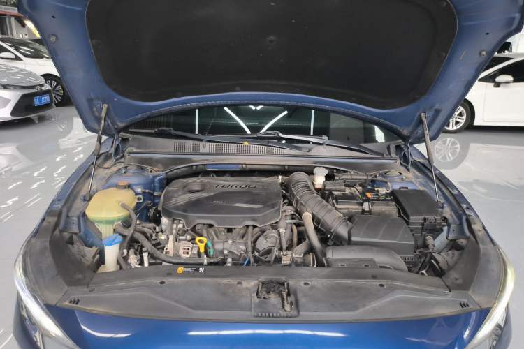 Used Hyundai Lafesta 2019 280TGDi Smart Speed Version China VI Standard Engine Bay