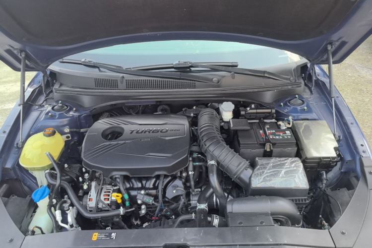 Used Hyundai Lafesta 2019 280TGDi Smart Speed Version China VI Standard Engine Bay
