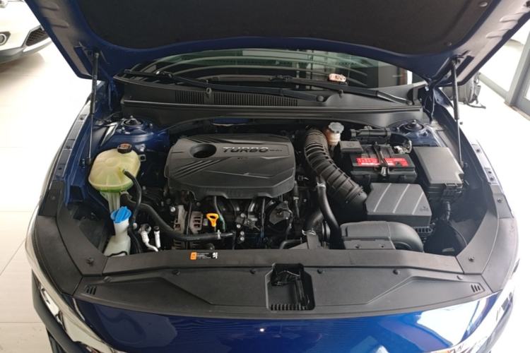 Used Hyundai Lafesta 2019 280TGDi Smart Speed Version China VI Standard Engine Bay