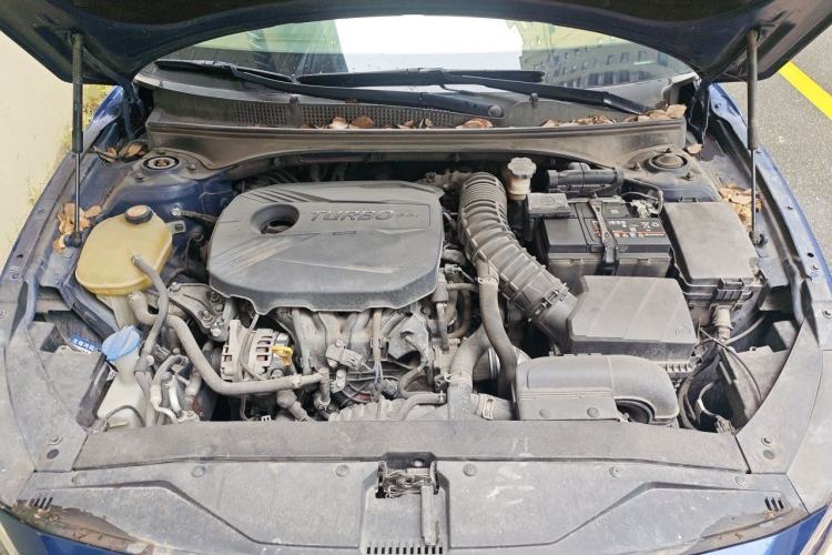 Used Hyundai Lafesta 2019 280TGDi Smart Speed Version China VI Standard Engine Bay