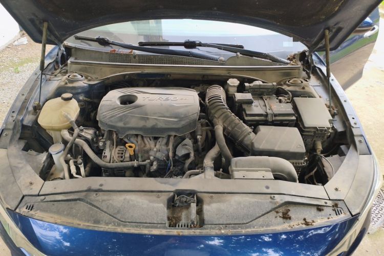 Used Hyundai Lafesta 2019 280TGDi Sport Edition China VI Engine Bay
