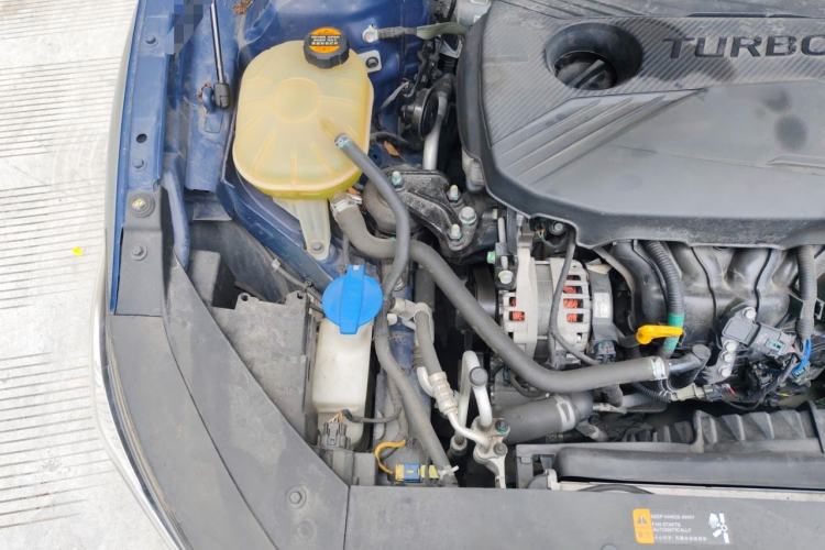 Used Hyundai Lafesta 2019 280TGDi Smart Edition China VI Standard Engine Bay Right