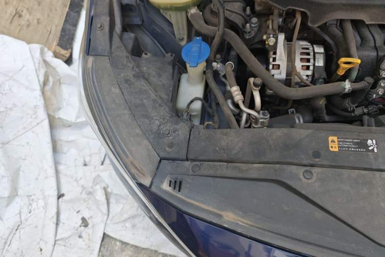 Used Hyundai Lafesta 2019 280TGDi Smart Speed Version China VI Standard Engine Bay Right