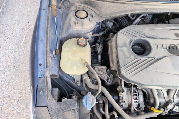 Used Hyundai Lafesta 2019 280TGDi Prestige Edition China VI Standard Engine Bay Right