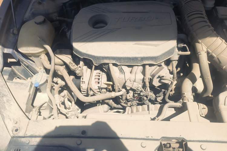 Used Hyundai Lafesta 2019 280TGDi Smart Speed Version China VI Standard Engine Bay Right