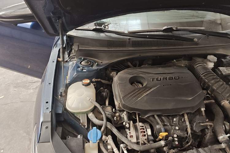 Used Hyundai Lafesta 2019 280TGDi Smart Speed Version China V Standard Engine Bay Right