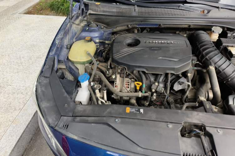 Used Hyundai Lafesta 2019 280TGDi Sport Edition China VI Engine Bay Right