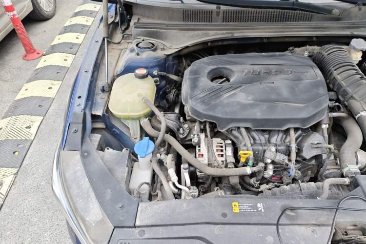 Used Hyundai Lafesta 2019 280TGDi Smart Speed Version China VI Standard Engine Bay Right