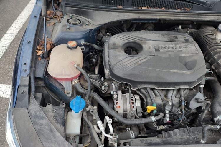 Used Hyundai Lafesta 2019 280TGDi Smart Speed Version China VI Standard Engine Bay Right