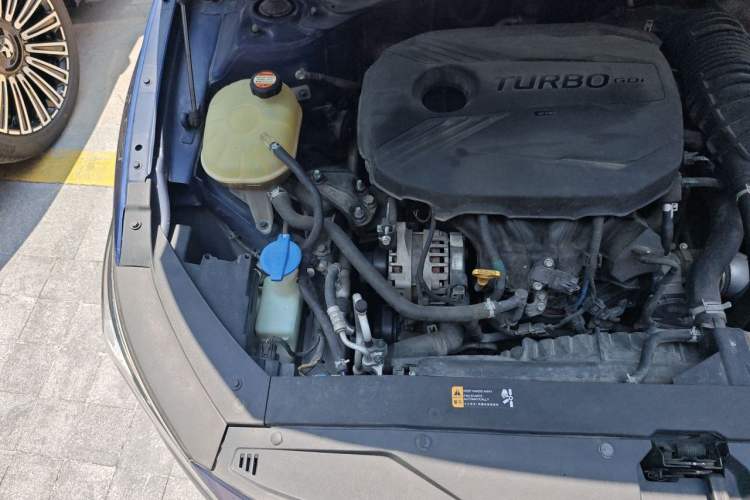Used Hyundai Lafesta 2019 280TGDi Smart Speed Version China VI Standard Engine Bay Right