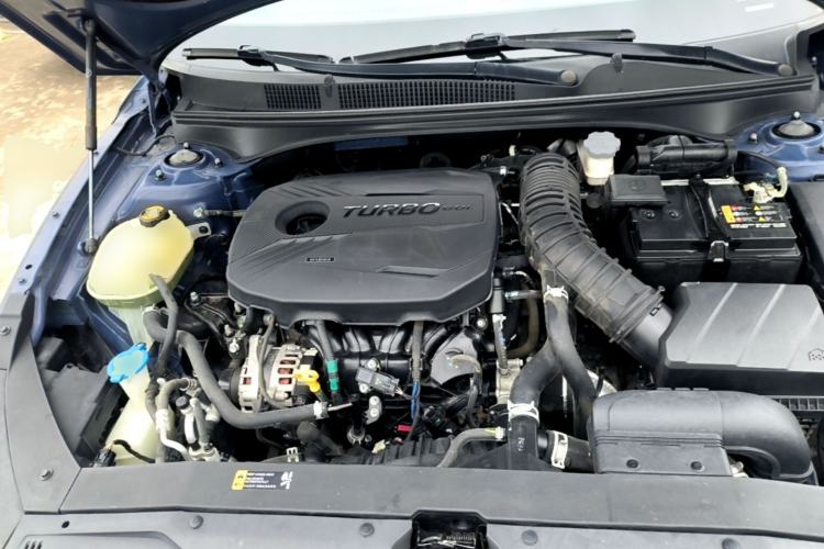 Used Hyundai Lafesta 2019 280TGDi Smart Edition China VI Standard Engine Bay