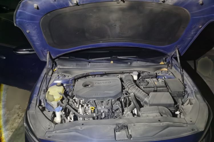 Used Hyundai Lafesta 2019 280TGDi Smart Edition China VI Standard Engine Bay