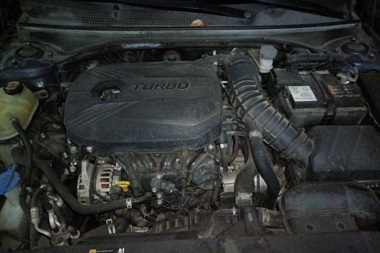 Used Hyundai Lafesta 2019 280TGDi Smart Speed Version China VI Standard Engine Bay