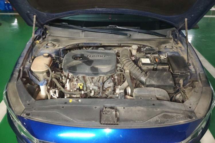 Used Hyundai Lafesta 2019 280TGDi Smart Speed Version China VI Standard Engine Bay