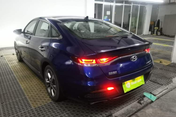 Used Hyundai Lafesta 2019 280TGDi Sport Edition China VI Exterior 2