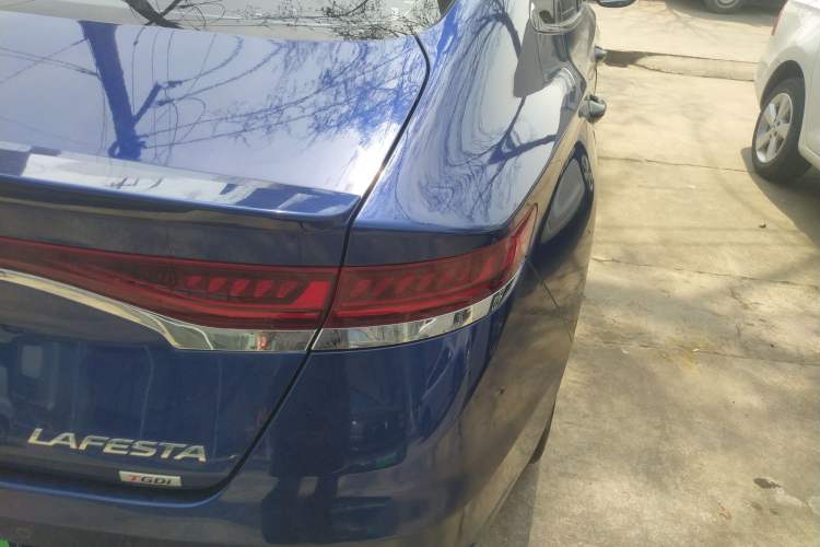 Used Hyundai Lafesta 2019 280TGDi Smart Edition China VI Standard Exterior 3