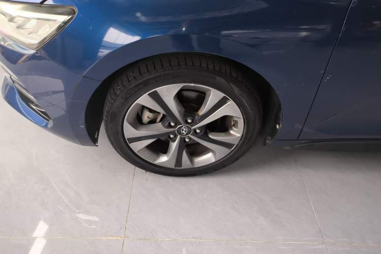 Used Hyundai Lafesta 2019 280TGDi Smart Speed Version China VI Standard Exterior 4