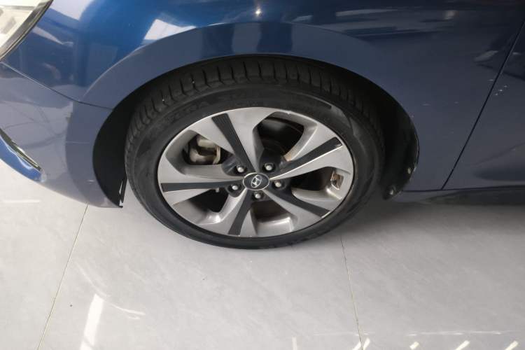 Used Hyundai Lafesta 2019 280TGDi Smart Speed Version China VI Standard Exterior 4