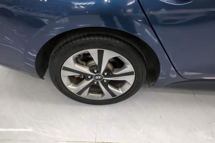 Used Hyundai Lafesta 2019 280TGDi Smart Speed Version China VI Standard Exterior 5