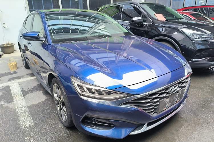 Used Hyundai Lafesta 2019 280TGDi Smart Speed Version China VI Standard Front Right 45 Deg