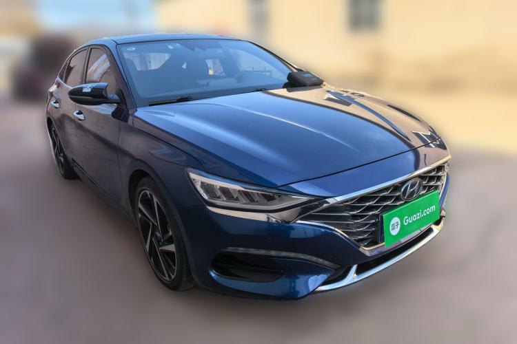 Used Hyundai Lafesta 2019 280TGDi Prestige Edition China VI Standard Front Right 45 Deg
