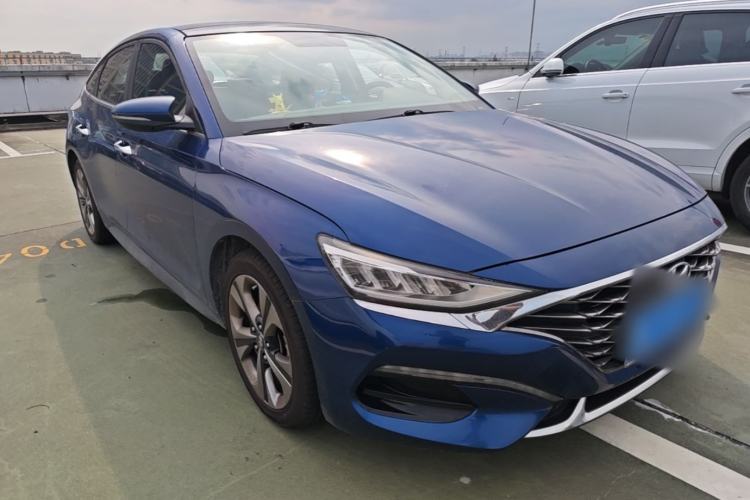 Used Hyundai Lafesta 2019 280TGDi Smart Speed Version China VI Standard Front Right 45 Deg