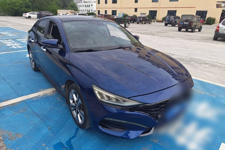Used Hyundai Lafesta 2019 280TGDi Sport Edition China VI Front Right 45 Deg