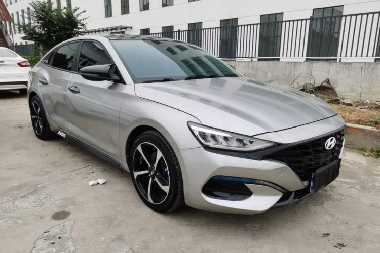 Used Hyundai Lafesta 2019 280TGDi Smart Speed Version China VI Standard Front Right 45 Deg